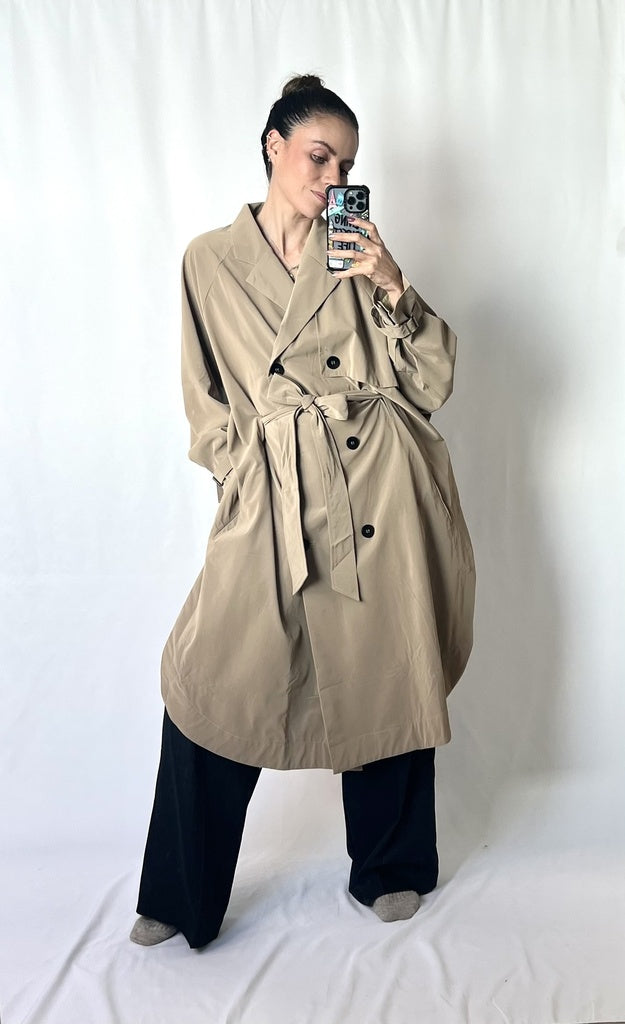Gabardina para mujer color café | Bellania