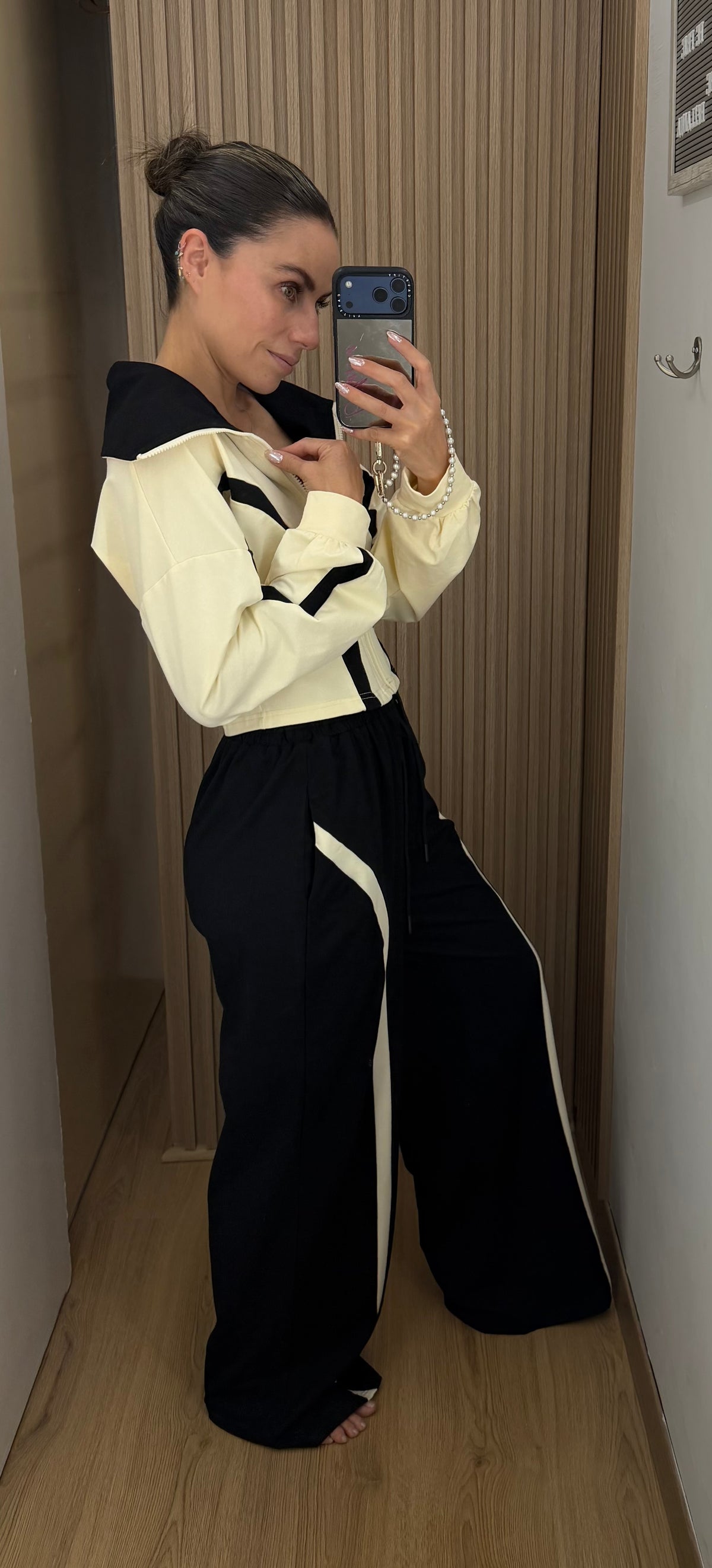 SET BLACK CREAM PANTS
