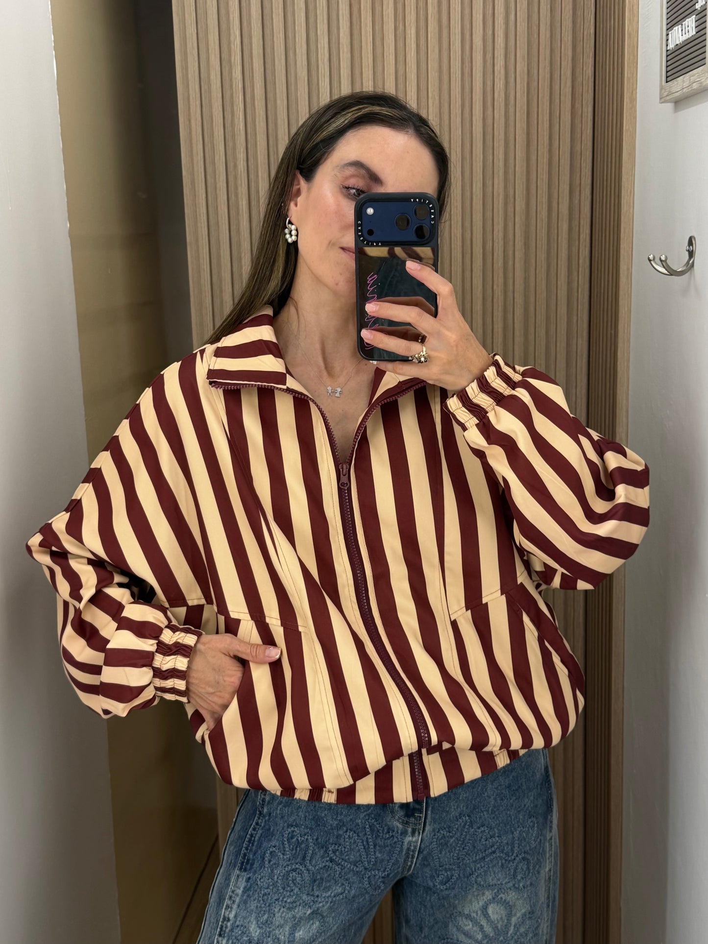 Abrigo a Rayas Color Vino para Mujer | Bellania