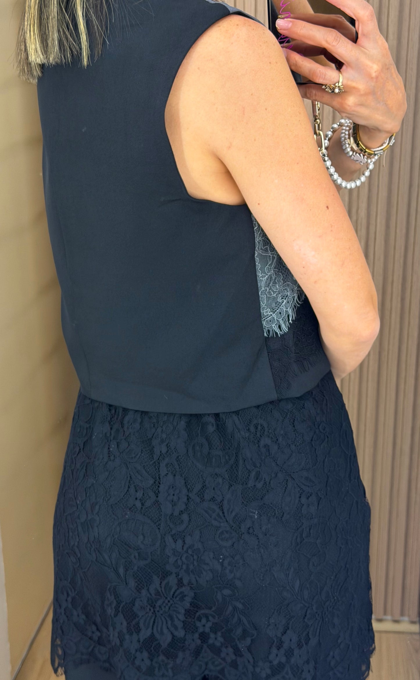 Conjunto Negro con Encaje para Mujer | Bellania