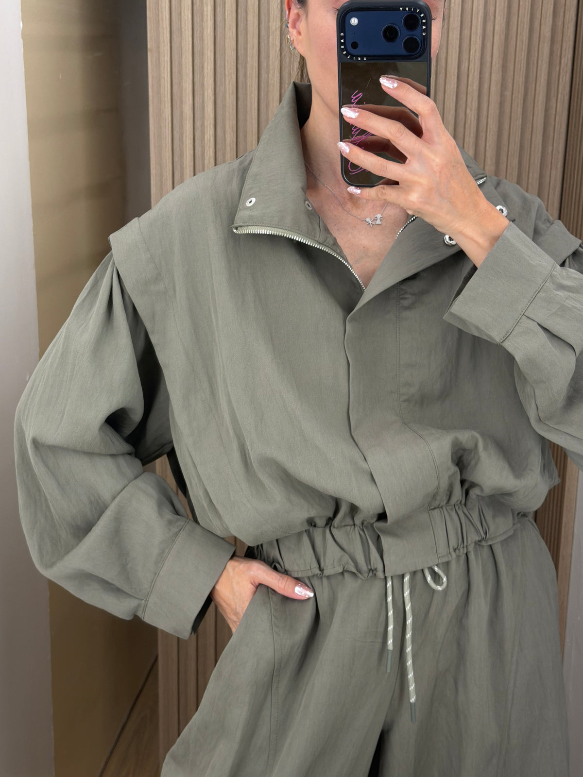 SET OLIVE GRAY PANTS