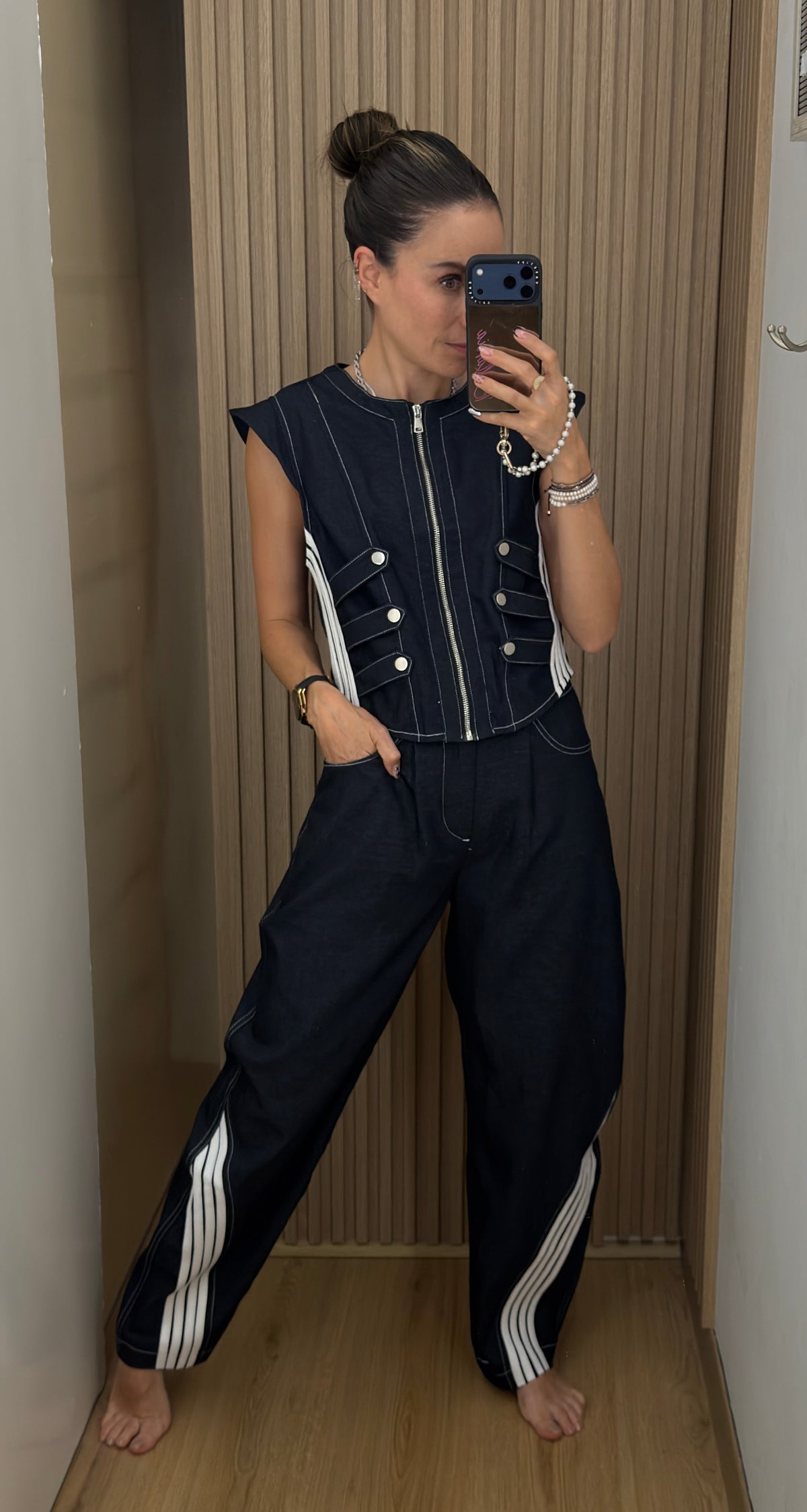 PANTS BARREL AND VEST