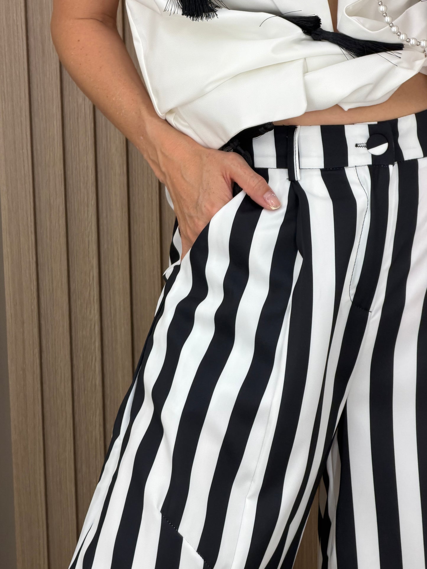 Conjunto Balloon con Pompones Blanco y Negro | Bellania