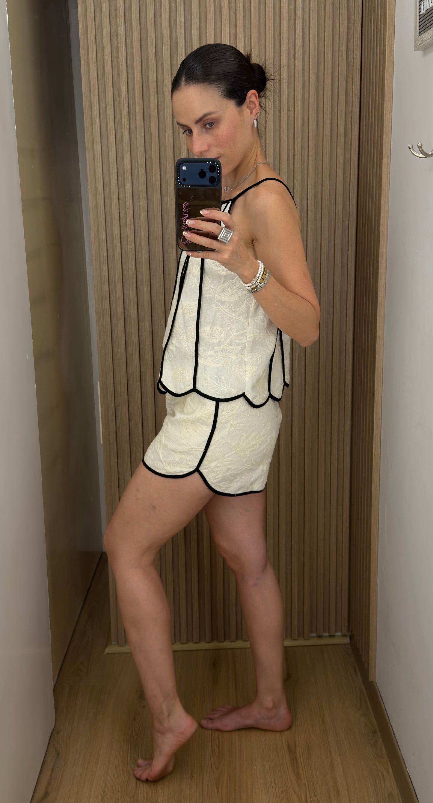 SET NATURAL SHORT