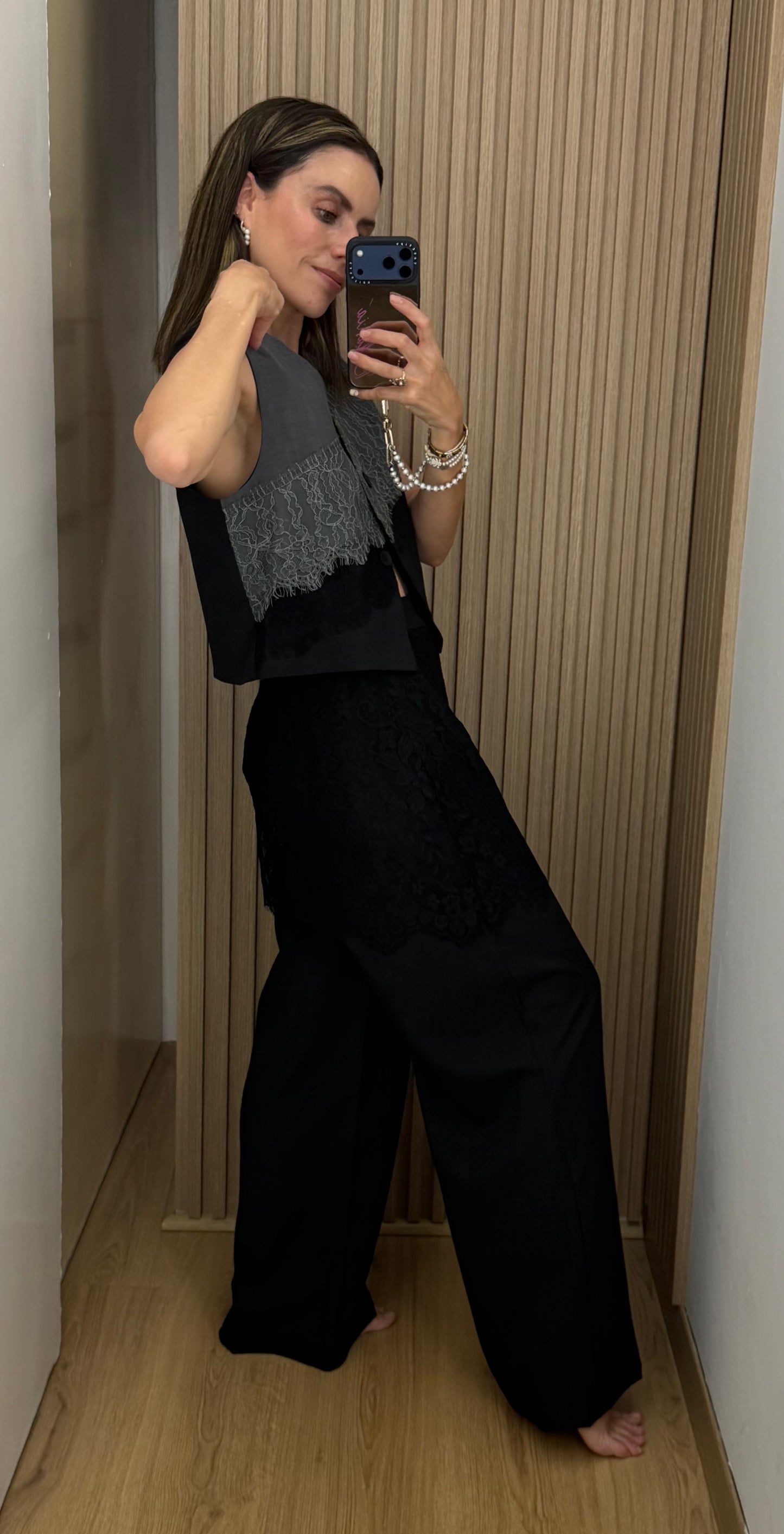 Conjunto Negro con Encaje para Mujer | Bellania