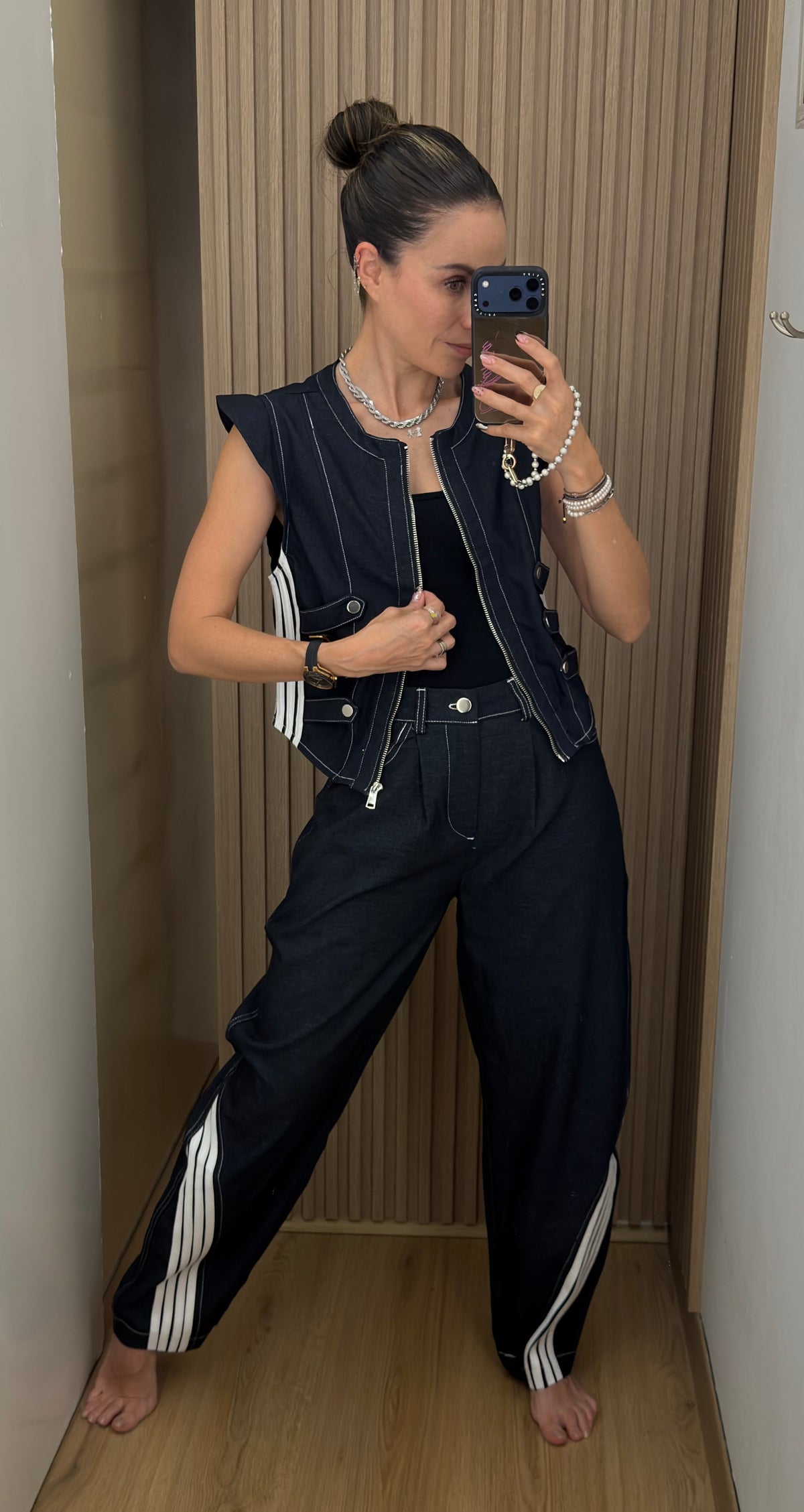 PANTS BARREL AND VEST