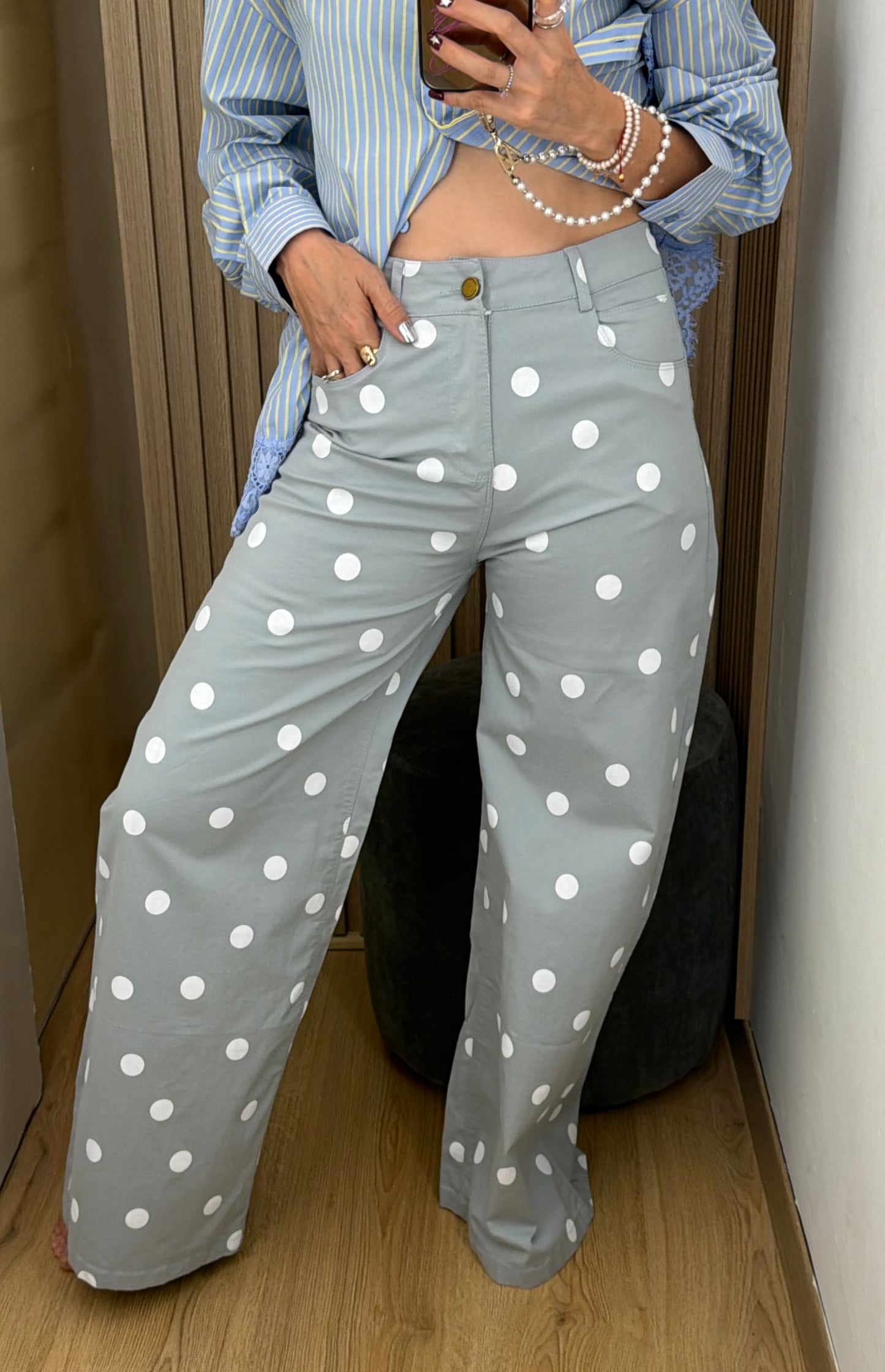 Pantalón Gris de Lunares para Mujer