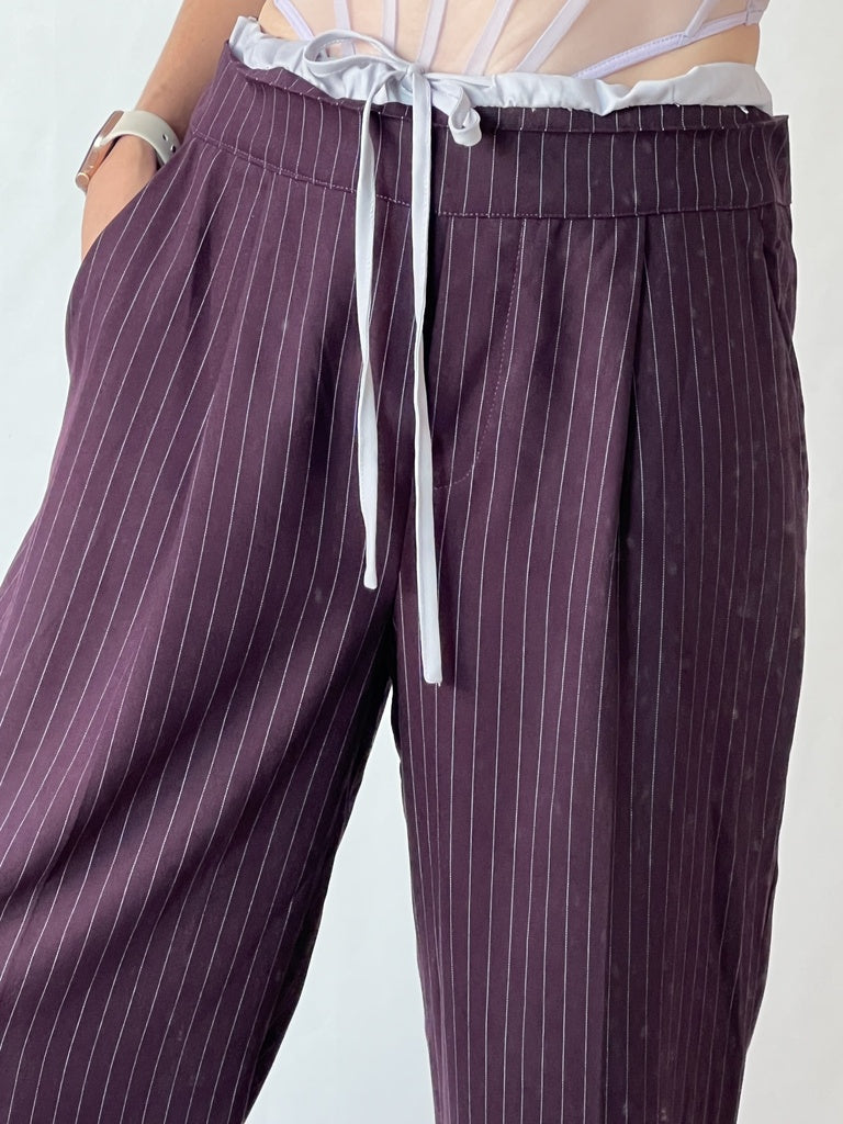 Pantalón rayas burgundy